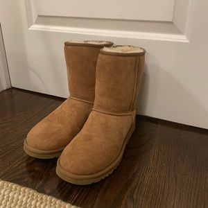 Brand new Classic Short II UGG boots